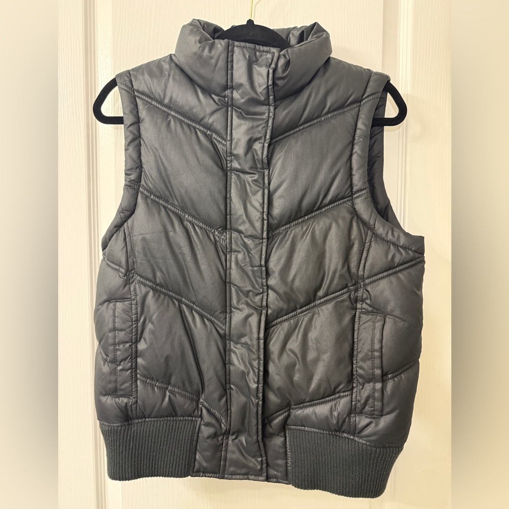 GAP Black Puffer Vest